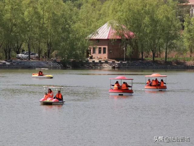 青山绿水画廊,康养度假天堂的卧龙湾,位于高平市东北部的陈区镇舍利山