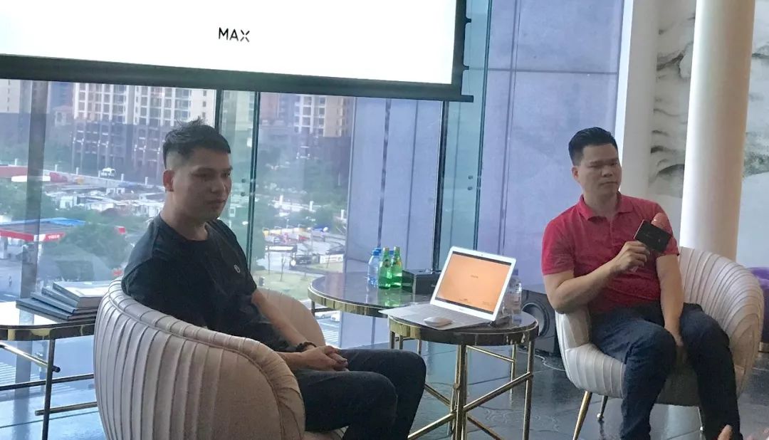 中国)董事总经理谢小涛先生与设计师交流互动意大利托尼洛·兰博基尼&