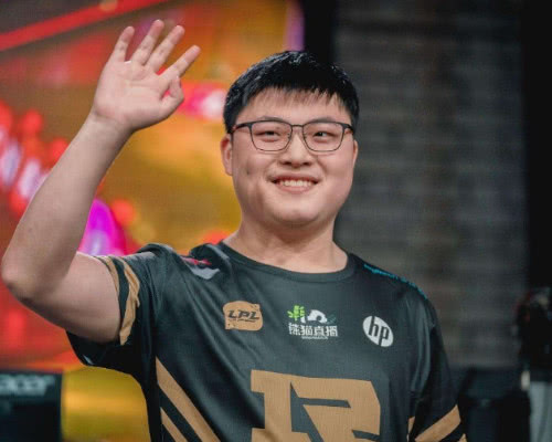 lpl职业选手编号排名,uzi是006,001果然是那个男