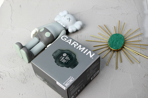 ����Instinct �����˶��ֱ�����һ���������Ƕ��������������