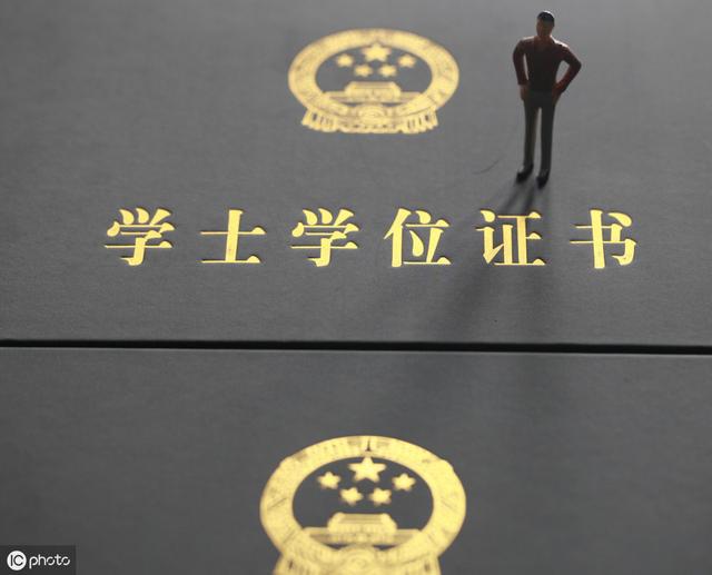 快八月了，还没考上公务员的毕业生，该怎么办？