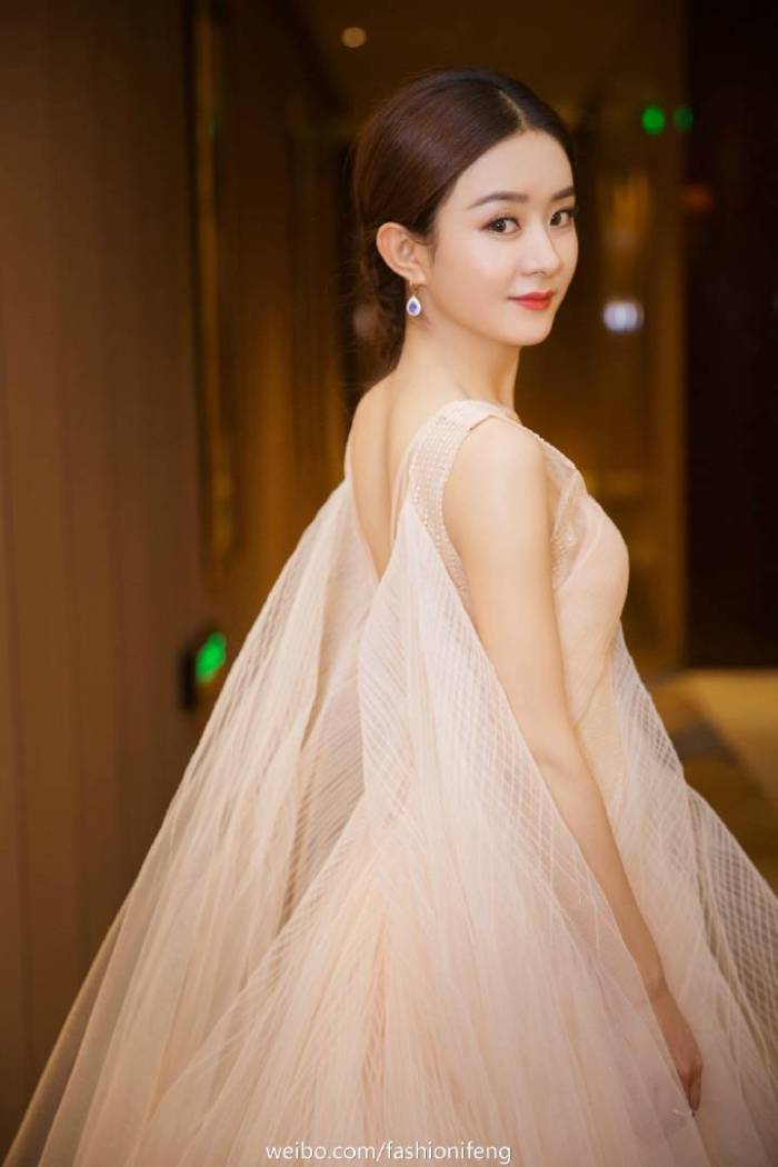 9年前赵丽颖给她作配,台词少的可怜,今翻身做女主她当赵丽颖配角 巴黎人娱乐注册
