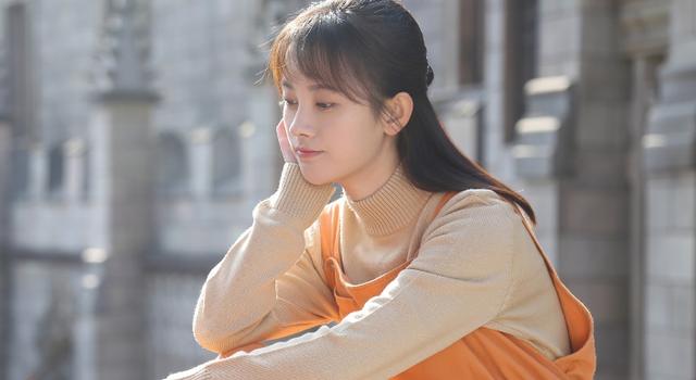 鞠婧祎鼻梁透光爆整容疑云,这位中国四千年一