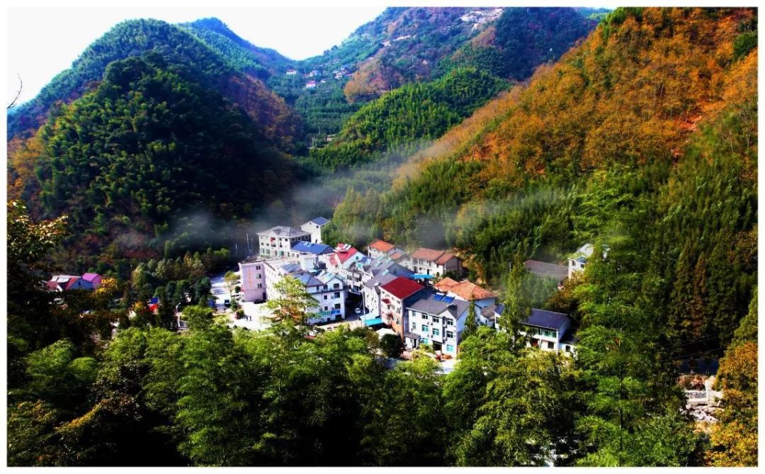 这是个梦想小村落初见恰似故人来有山有水有温开云 开云体育平台情