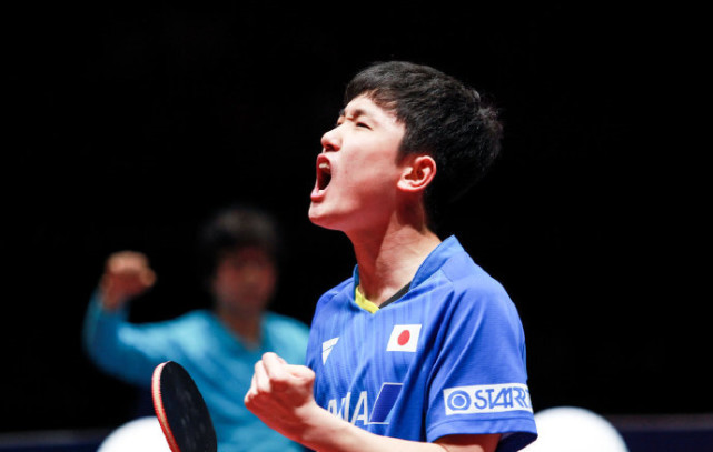 张本智和日本国旗 5e96a0e8d49f4e8abfb513042728c143.jpeg