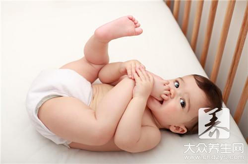                     宝宝舌头长好吗