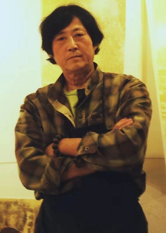 【画家润格】2019洪涛作品拍卖与画廊价格 _版画