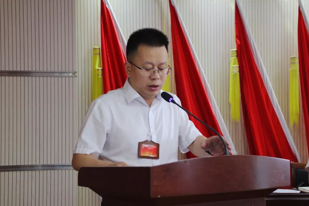 经选举,宋林权同志当选为古林镇人民政府镇长,毛乾伦同志当选为古林镇