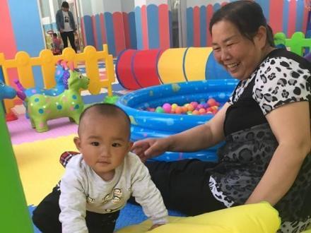                     3岁宝宝骨龄5岁半，只因奶奶独特的“宠爱”，养娃不要拔苗助长