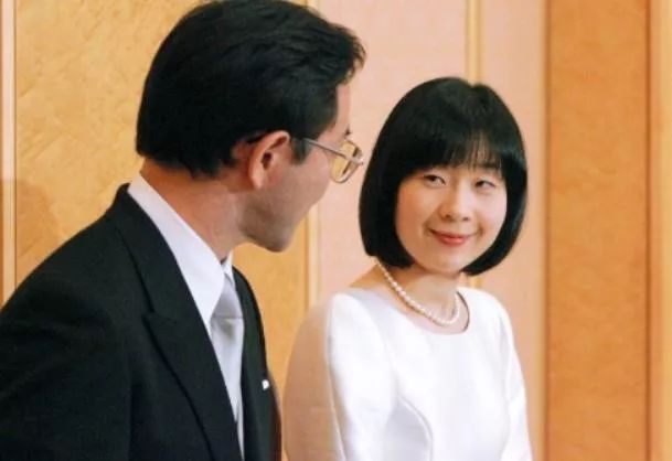 明仁幼女清子内亲王嫁给小公务员,嫁不嫁人,日本公主