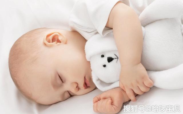                     原创            新生宝宝每天睡多久合适？这些情况别打扰，其实睡得挺香的