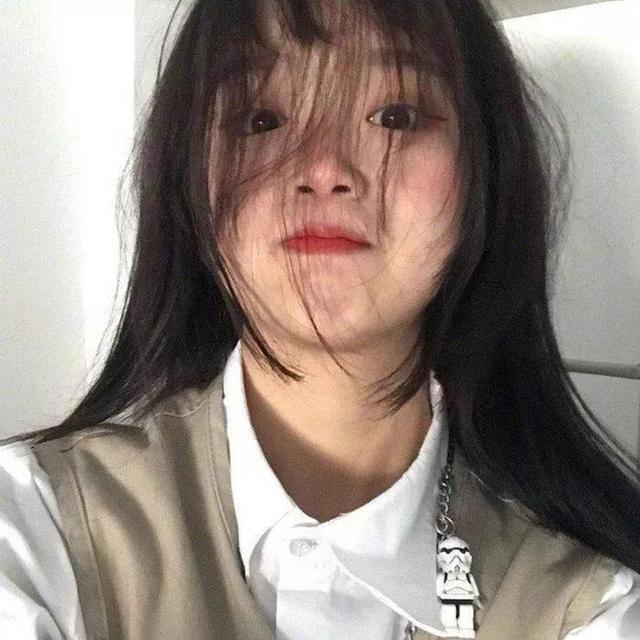 女生头像一路上走要去开心要去期待要去热爱