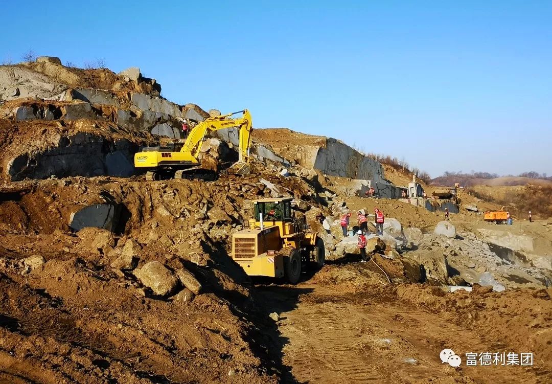 石材矿山开采,每一块荒料都来之不易 ——吉林市丰谊矿业有限责任公司