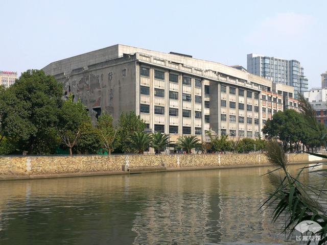 16万一晚的上海宝格丽酒店总统套,价格飘了还