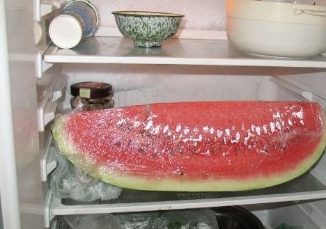 火龙果能不能放到冰箱里保鲜 fb3727e4b61c4ae6b67d00e02d6ea174.jpeg