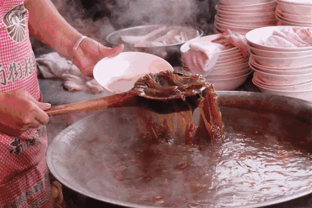 一碗胡辣汤唤醒美好的一天