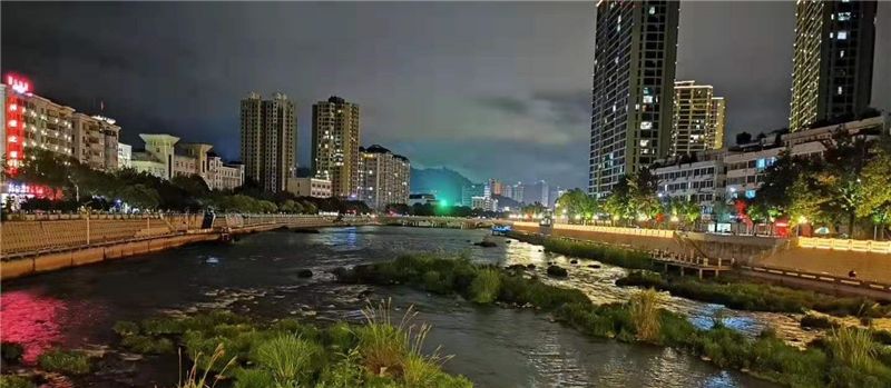 文成县城中央水轴夜景