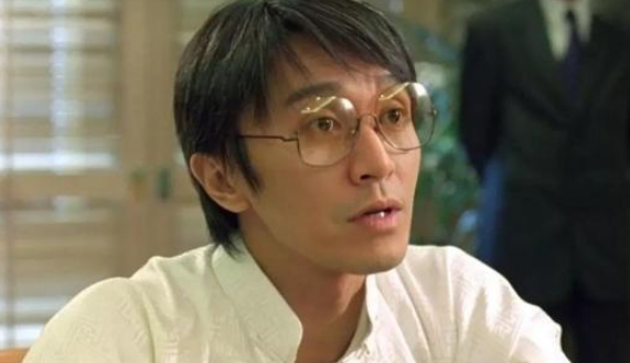 助理否认周星驰已结婚,百万法拉利,十亿豪宅依旧无女主人! 亿万先生手机客户端