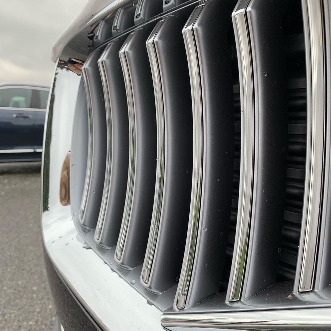 规整的大气风 沃尔沃XC90海外实车