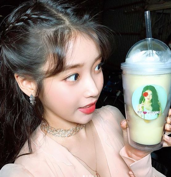 Iu三集剧狂换40套造型 私下的她也用便宜到25元的化妆品 Ozvoice