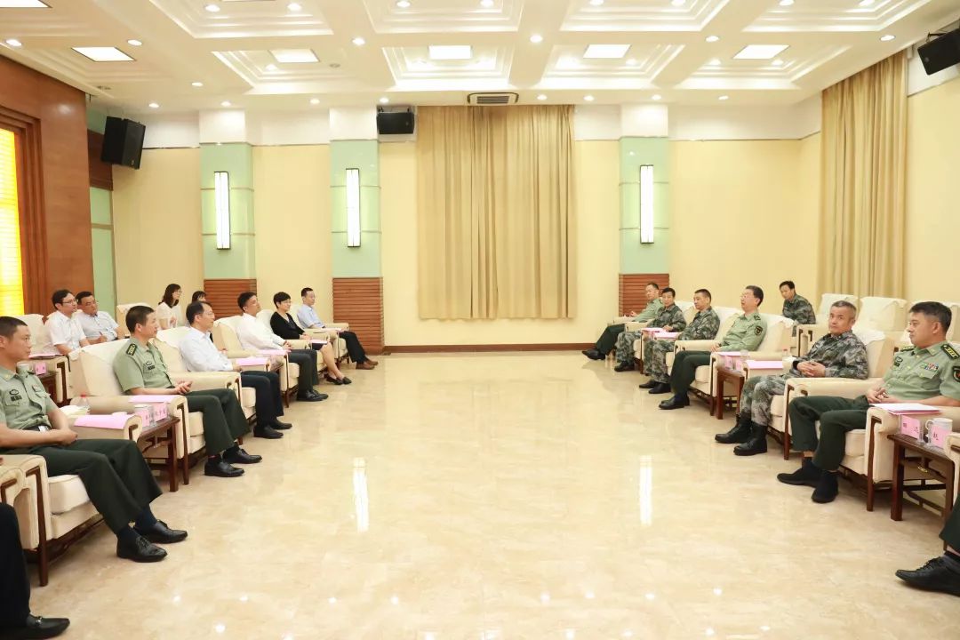 快跟着小杨小新 来回顾这一周 杨浦的重要新闻和民生热点吧~ 7月19日