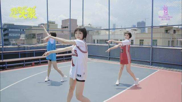 豌豆少女首次触电《跳舞吧!大象》与艾伦金春花搭档异彩纷呈