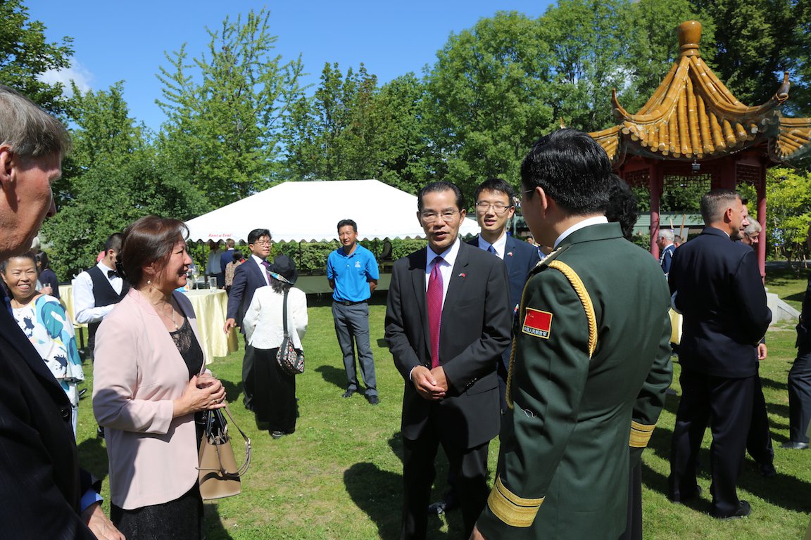 中国驻瑞典大使馆 举行庆祝建军92周年招待会