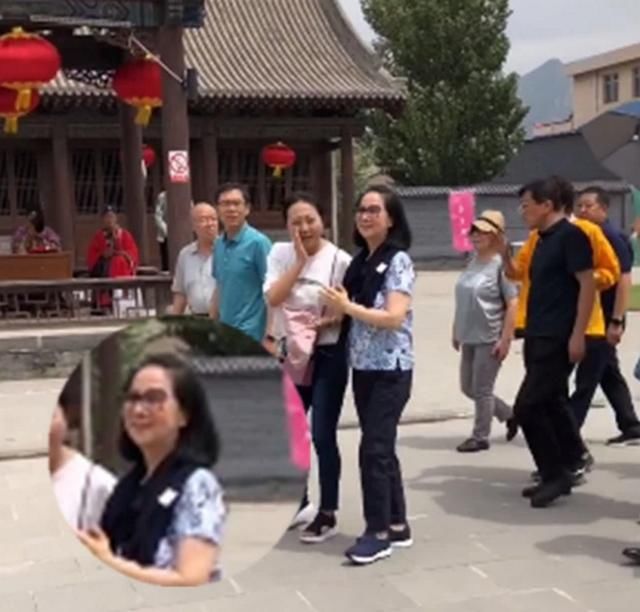 成龙两个女人的人生:一个完美,一个支离破碎! pp电子游艺