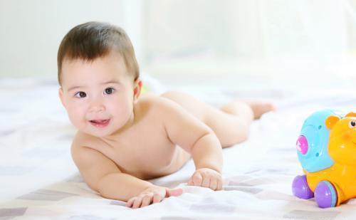                     别再给宝宝挤乳房了！科学护理方法，让宝宝更健康