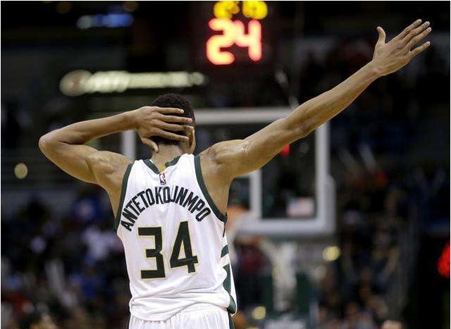 天赋异禀字母哥小弟身高196臂展218字母家族对抗美国队指日可待