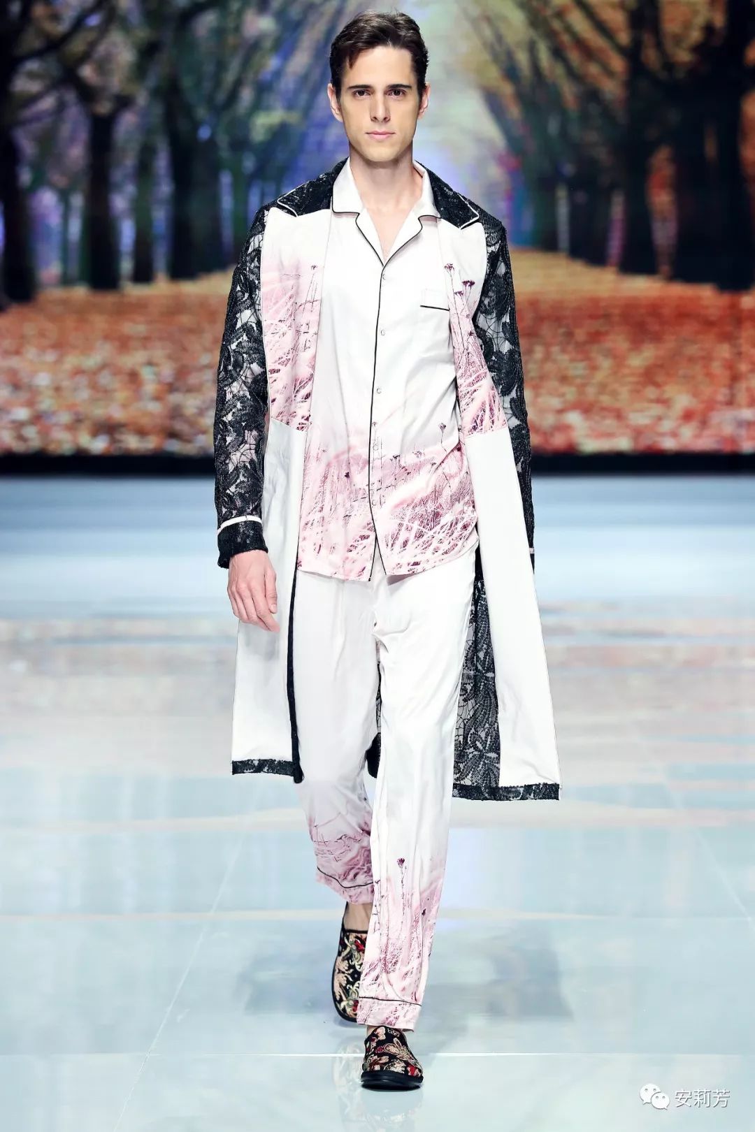 30分钟内经历24个节气,安莉芳这场大秀到底有多少宝藏