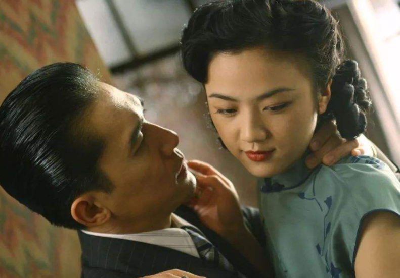 和汤唯一起同居三年,接受不了《色戒》分手,与