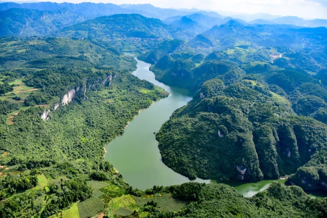 坐直升飞机看余庆是什么感觉?视频来了!