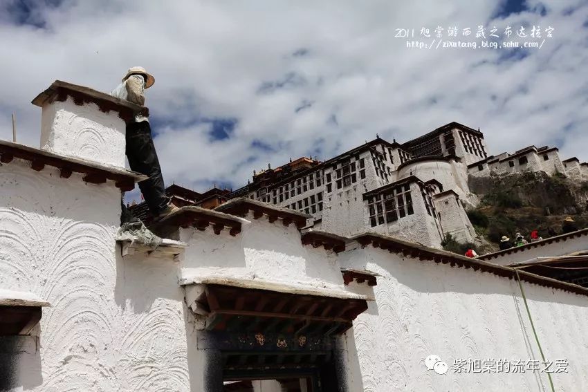 【2011西藏15】走进布宫,遇到打阿嘎土的劳动场面