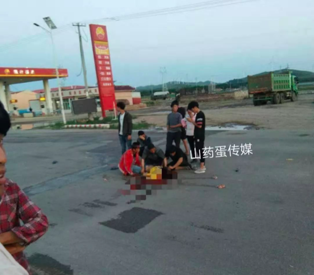 当场死亡!张家口一辆半挂撞上三轮车,两名男孩身受重伤! 皇冠体育平台