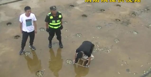 游客为喂海鸥,距离岸边太近,不慎失足摔下大坝受伤 pp电子幽灵财富