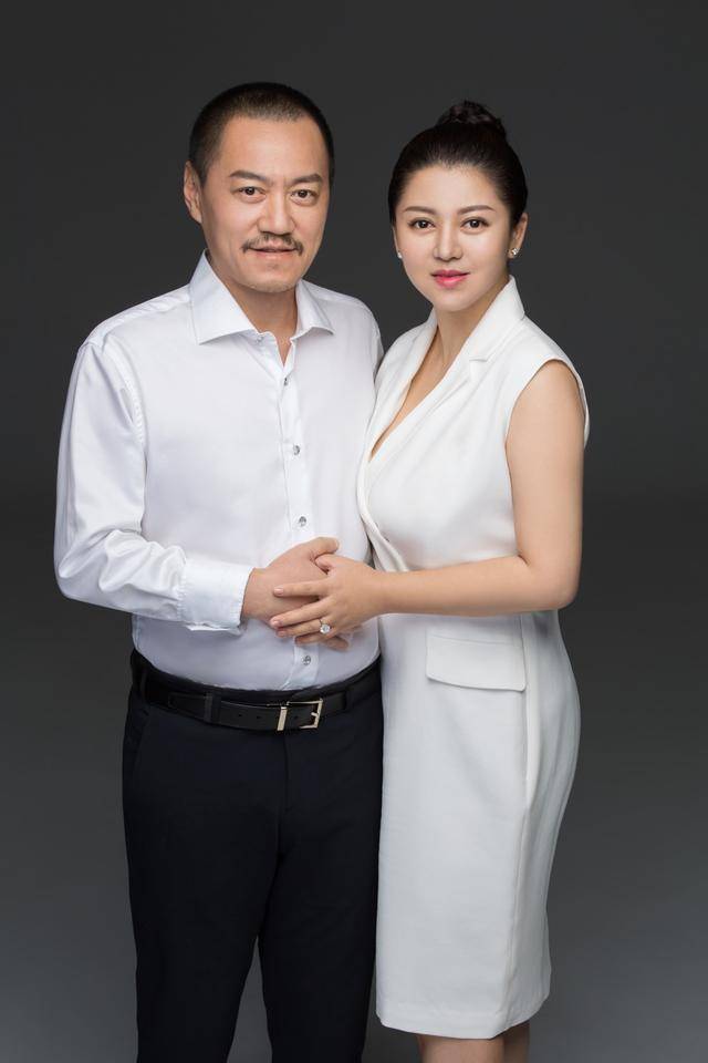 美女与野兽的组合雪村俞晴夫妇登榜每一对都幸福的让人眼红