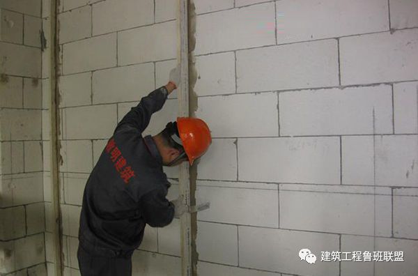 生石灰怎么变成水泥 1edf4bdbafb54b3393f29a9c6a747fc2.jpeg