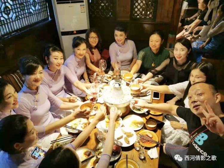 诗韵形体艺术中心神州诗韵神州舞团诗韵培训机构神州礼仪源道心陆尊课件门v诗韵滑图片