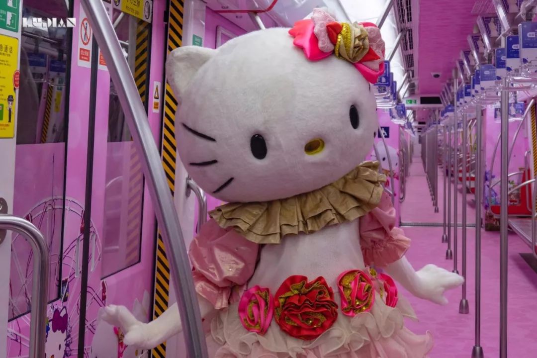 原创让纯真绽放和女儿一起经历两天的寻找hellokitty之旅