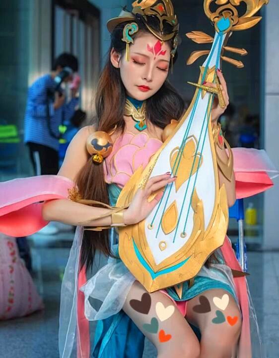大学生cos杨玉环,腿比琵琶还要长,网友:这谁顶得住!