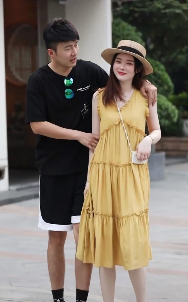 谈恋爱会让人变傻?30岁大男人还穿“迪迦变身鞋”,可真幼稚 888真人娱乐百家乐