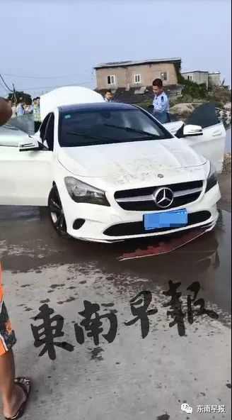 突发!晋江:养虾池内捞出一辆奔驰!车内一女子不幸身亡…… 老葡京官网
