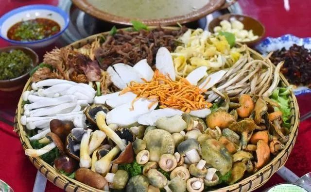 精装4楼84平朝阳三居室,飞机户型,局小二中学 区,手慢无