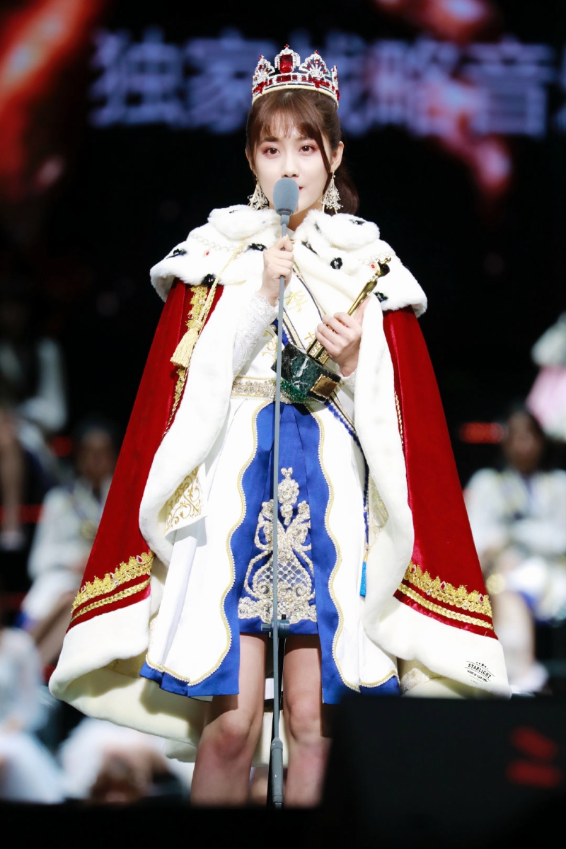 SNH48总决选李艺彤连霸泪崩 “神七”大换血黄婷婷上热搜 钱柜娱乐手机版