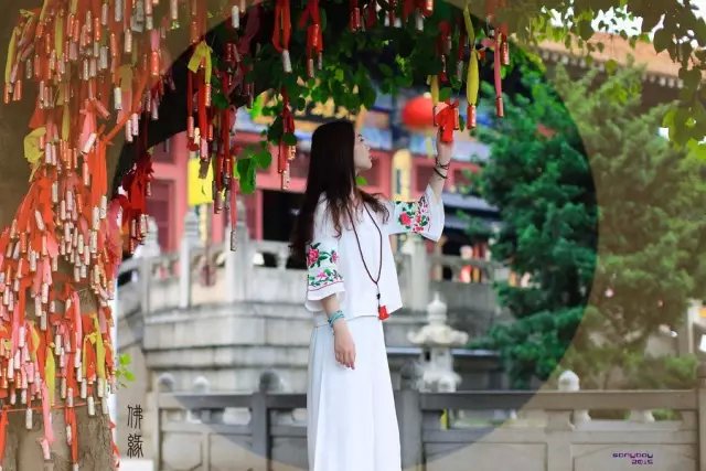 人生苦短,何必表演;随心随缘,顺其自然 og东方馆注册在线平台