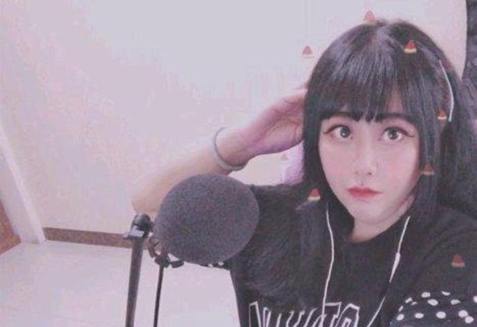 吃瓜,斗鱼系统出现BUG!遮脸主播露出真脸,为何引来众怒 mg电子游艺官网