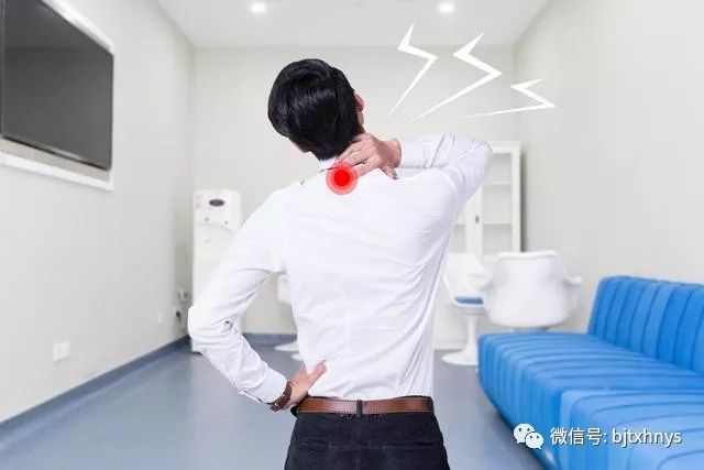 肩周炎是人们最熟知的肩关节疾病,俗称"五十肩"