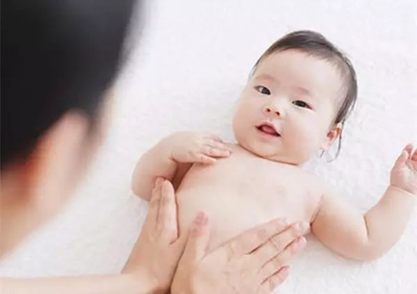                     月嫂总结那些被新手妈妈问过一万遍的问题