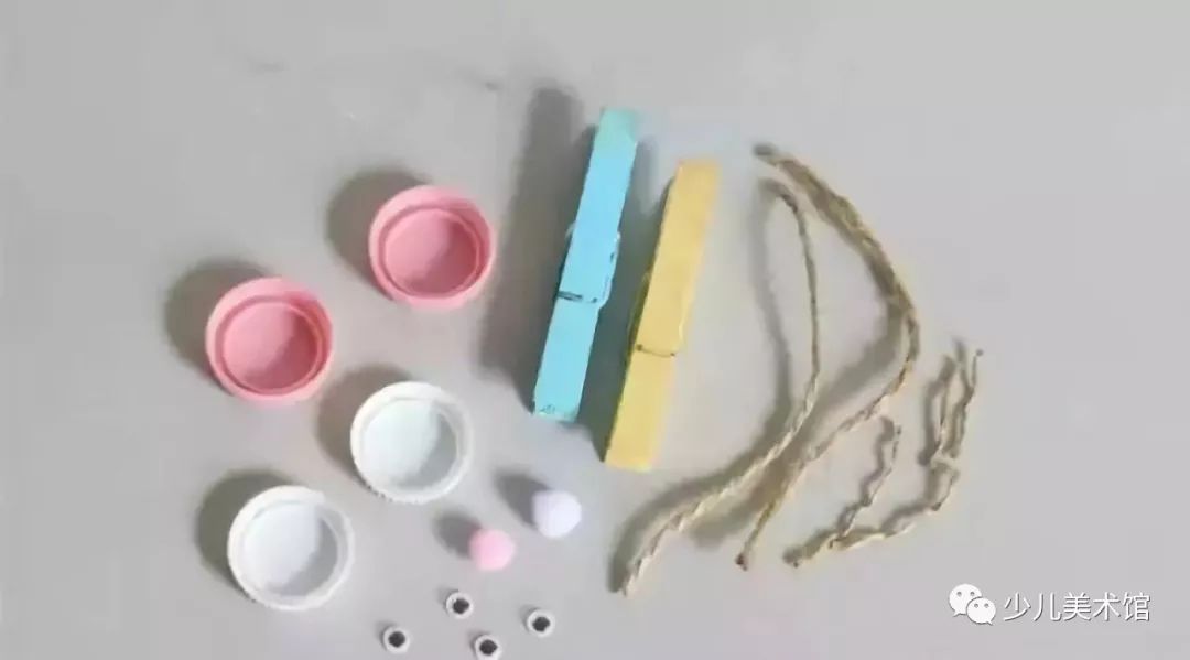 用什么方法可以打开瓶盖 631315124b7546488567e964ed768fec.jpeg